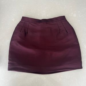100% AUTHENTIC Dolce & Gabbana Maroon Mini Skirt 38 / XS / 00 / 0
